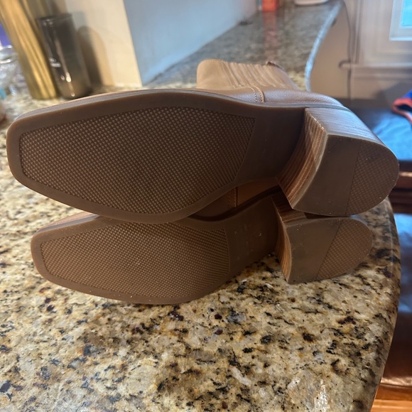 Silent D - Naydo Bootie - Picture 5 of 8